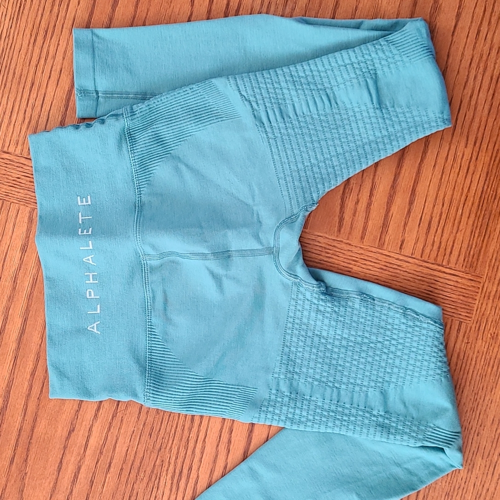 Alphalete Halo Leggings